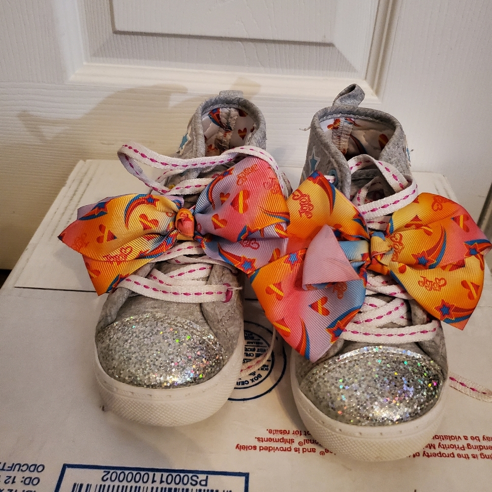 Jojo Siwa Sneakers